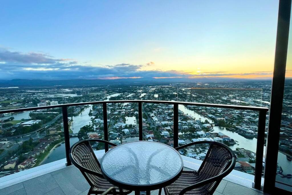Apartment Broadbeach Luxury Casino Riverview Skyline 2bedroom Apt 48f *