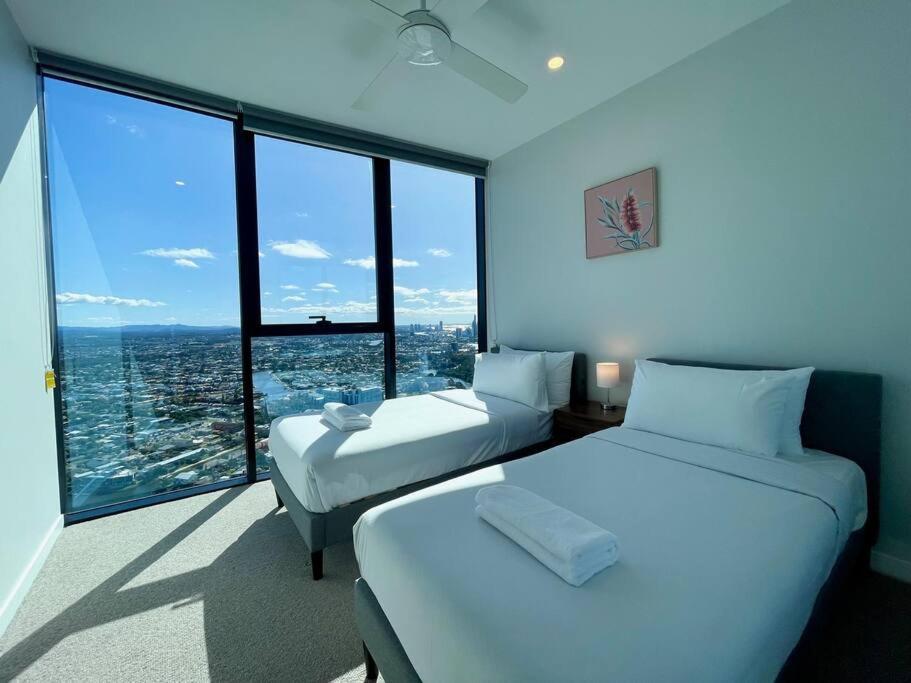 Broadbeach Luxury Casino Riverview Skyline 2bedroom Apt 48f Apartment