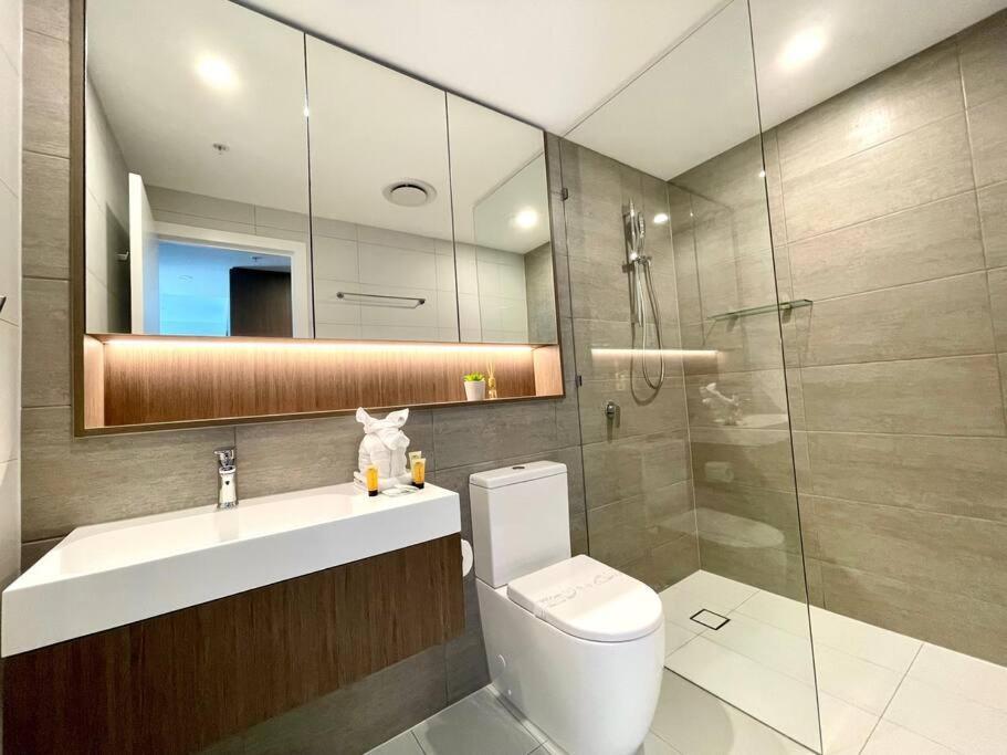 Apartment Broadbeach Luxury Casino Riverview Skyline 2bedroom Apt 48f